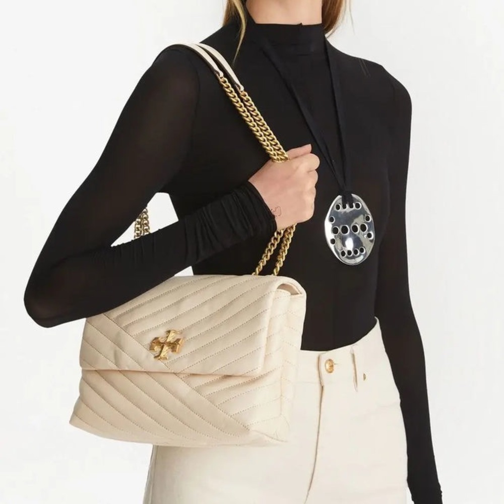 Tory Burch Kira Chevron Crossbody/ Shoulder Bag - Picture 2 of 9